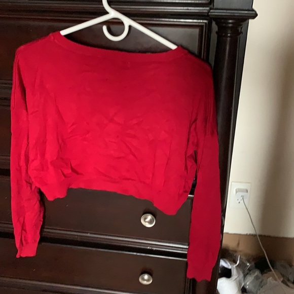 Red long sleeve Crop top - Picture 2 of 3